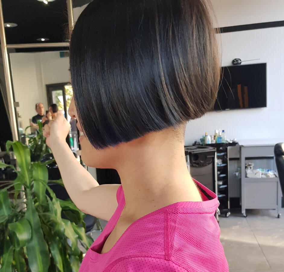Short bob haircut for women at Willoughby hair salon