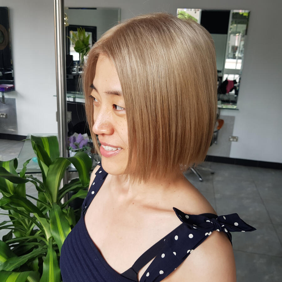 Vibrant hair colour service in Willoughby salon